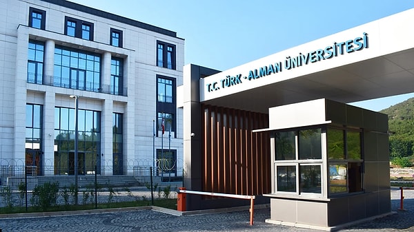 Hangi Üniversitelerde Hangi Tarihler Değişti?
