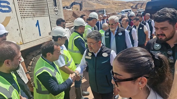 Bakan Yumaklı: "Terörsüz Türkiye daha fazla yatırım, daha fazla üretim, daha fazla istihdam, daha fazla refah, daha fazla huzur ve daha güçlü bir Türkiye demektir.”