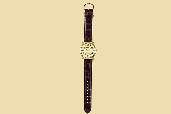 Klasik saat severler için uygun fiyatlı ancak kaliteli bir seçenek olan bu Casio modeli, hediye olarak da tercih edilebilir.