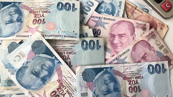 Emekli ve memura yeni rakamlar belli oldu.