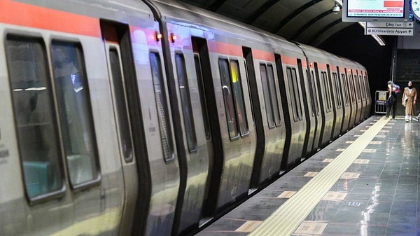 İstanbul'un en yoğun akslarından birinde hayata geçirilecek yeni metro hattında kritik bir yetki değişikliği yapıldı.