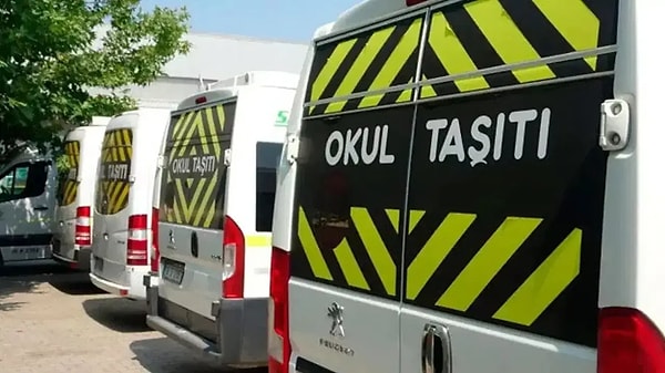 Milyonlarca öğrenci için yeni eğitim öğretim yılının başlamasına bir aydan daha kısa bir zaman kalırken, ailelerin en büyük masraf kalemlerinden biri olan taşıma ücretleri netleşti.