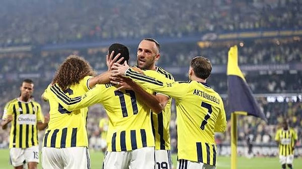 Fenerbahçe'nin 1-1 berabera kaldığı Olympique Lyon maçı reytinglere damga vurdu.