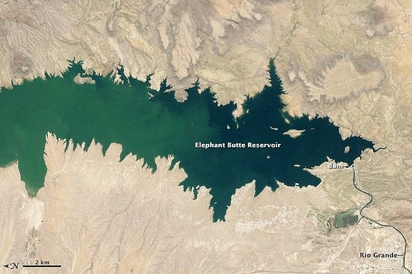 New Mexico’nun en büyük rezervuarı olan Elephant Butte Rezervuarı, 1971'den bu yana görülen en ağır kurumayla karşı karşıya kaldı. NASA uydu görüntülerine göre: