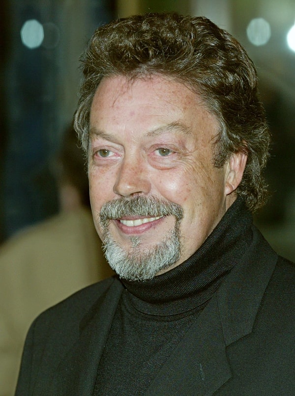 Uzun yıllardır ciddi sağlık sorunlarıyla mücadele eden Tim Curry, 80 yaşında hayatını kaybetti.