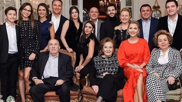 Sabancı Ailesi – 18 yalı