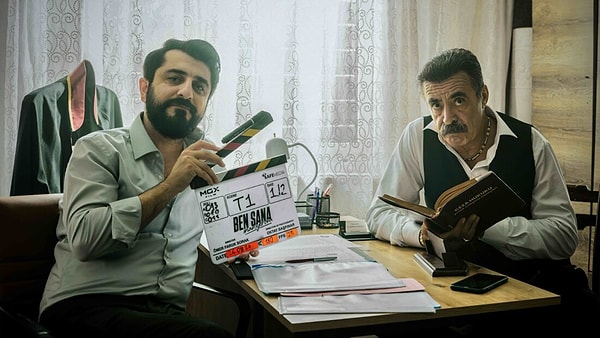 İlk sinema deneyimini 2019 yılında “Enes Batur: Gerçek Kahraman” filminde gerçekleştiren Mahsun Karaca, kısa sürede şöhret basamaklarını tırmandı.