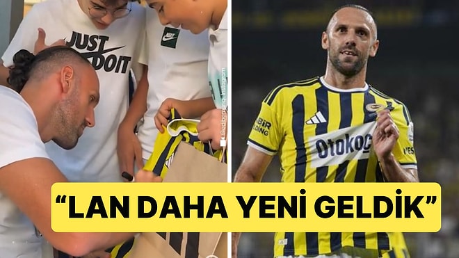 Vedat Muriqi Forma İmzalarken Bir Taraftarın İsteğine İlginç Bir Yanıt Verdi