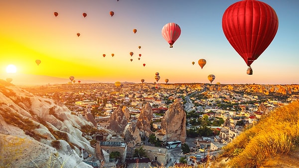 "Bence Türkiye’de yaşamanın en iyi tarafı, hayatın tek bir renkten ibaret olmaması."