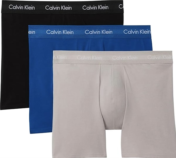 Calvin Klein 3'lü pamuklu erkek boxer paketi %50 indirimle 2.469,00 TL yerine net 1.229,90 TL!