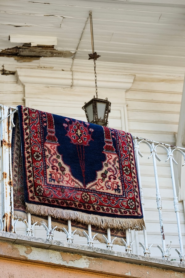 Halı ve koltuklar da havalandırılmalı.