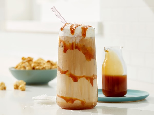 Sen Iced Salted Caramel Latte’sin!