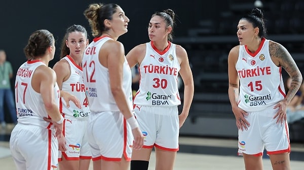 Maçı koparan üçüncü çeyrek oldu.