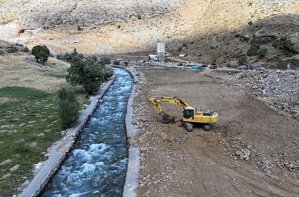 Yerli üretim hamlesi milyonlarca dolarlık yavru balık ithalatının önüne geçti.