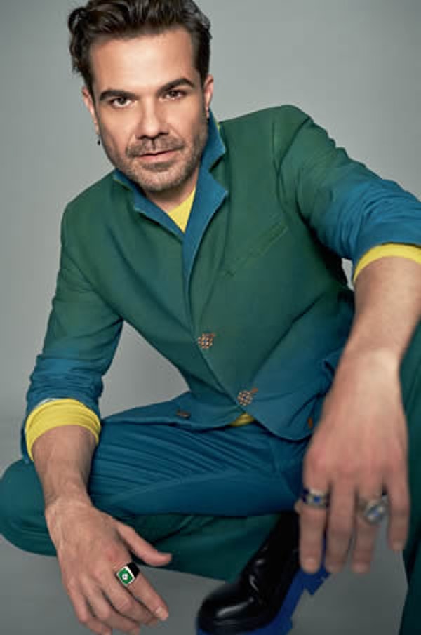 Kenan Doğulu