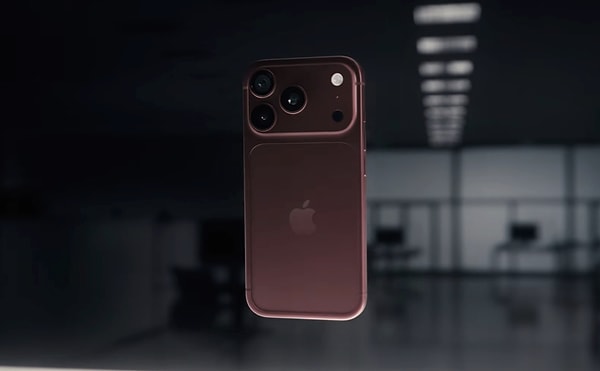 The largest in the family, the iPhone 18 Pro Max, with its 6.9-inch screen, appeals to professional users with its advanced battery life of up to 45 hours, periscope telephoto camera with variable aperture, Pro Controls offering professional shooting capabilities, and support for Dolby Vision HDR.