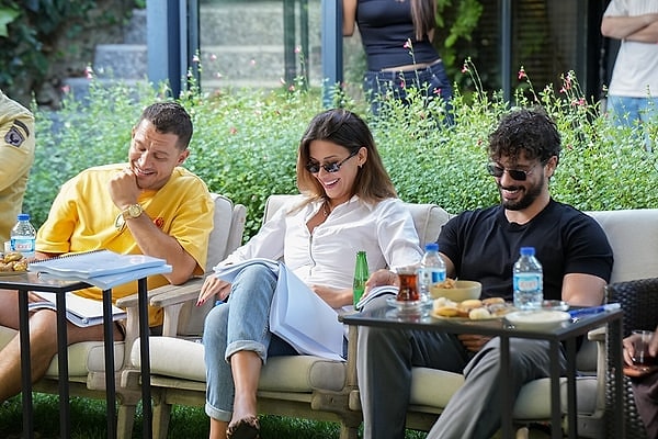 Yeraltı'nın yeni sezonu için ilk kare geldi, kadroya dört yeni isim katıldı.