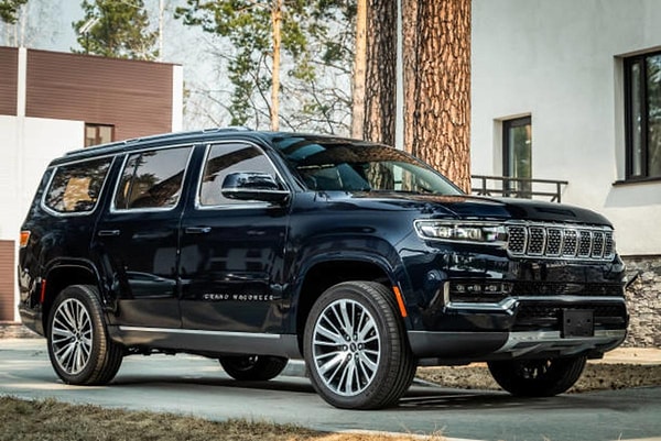 Geri çağırma, Grand Cherokee ve Wagoneer dahil çok sayıda Jeep modelini kapsıyor.