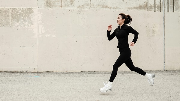 Spor Giyim Markası Seçerken Nelere Dikkat Edilmeli? – 2026