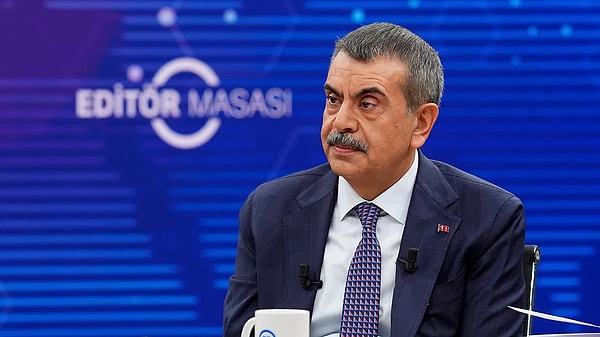 Milli Eğitim Bakanı Yusuf Tekin, 12 yıllık zorunlu eğitimin kısalıp kısalmayacağına ilişkin açıklama yaptı.
