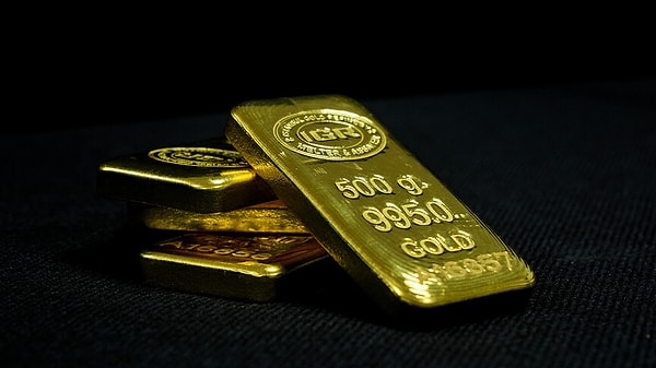 The amount of gold stashed away under the mattresses by the Turkish public has reached 600 billion dollars.