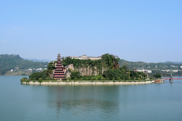 Shibaozhai Pagodası 1819'da tamamlanan Çin'in en yüksek ahşap yapısı