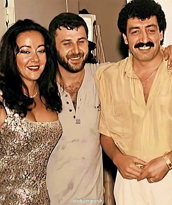 Çünkü sözlerini Azer Bülbül'ün yazdığı "Esmerin Adı Oya"daki Oya gerçekten de Oya Aydoğan'dı!