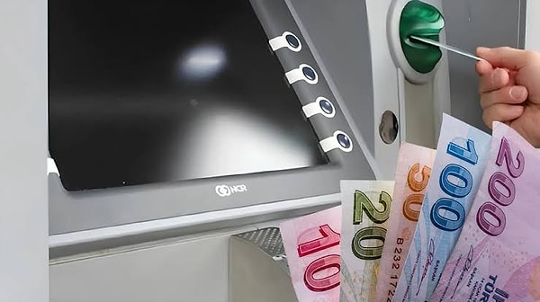 Dönüşümün asıl sebebi dolandırıcılık: Tuş takımı olmayan ATM'de kopyalama aparatı da gizli kamera da işe yaramıyor.