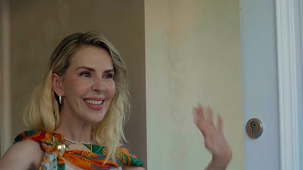 Oya Okar, Başkalarının Hayatı'nda oğlu için her şeyi göze alan Jale Korhanlı'ya hayat veriyor.