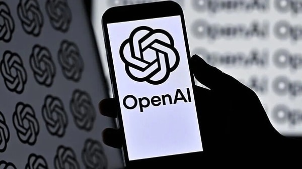 53 görsel internete sızdı.