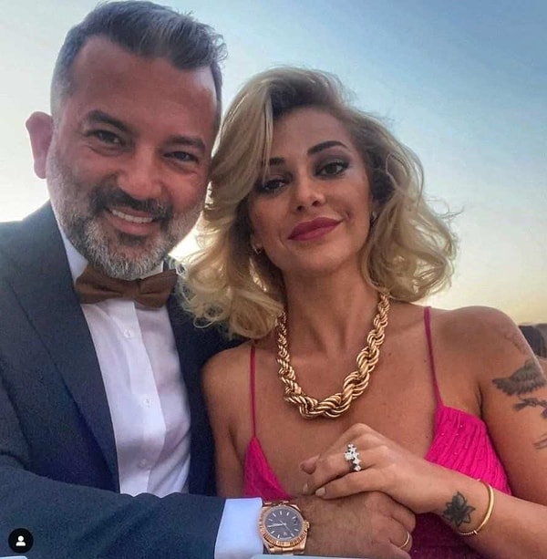 Üstelik Feyza Altun, evliliğinin yolunda gitmediğini daha önce açık açık anlatmıştı.