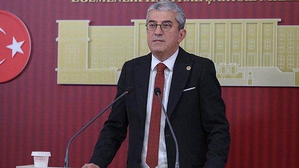 Yeni Parti'den Gökhan Günaydın'a göre satışlar, SPK'nın 17 Eylül'deki dondurma kararından hemen önce yapıldı.