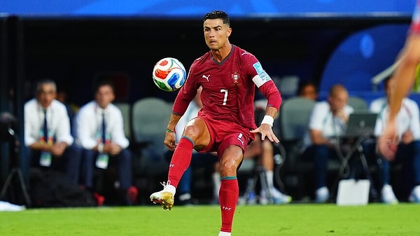Ronaldo mesajını yayımladı: Kampı terk etti, nedenlerini "zamanı geldiğinde" anlatacak.