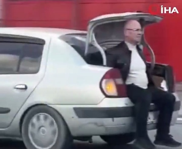 Bagajdaki yolculuğun sebebi araç çarpan yaralı bir kediydi