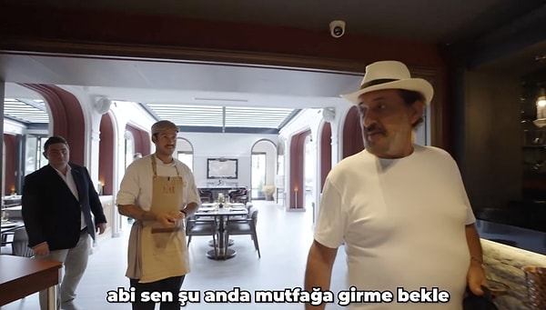 Kısa süreli gerginliğin ardından ekibin yanına dönen Mehmet Yalçınkaya, "Biraz sert oldu ama..." diyerek ortamı yumuşattı ve ekibini toplayarak Işıtmak’ı herkesle tanıştırdı.