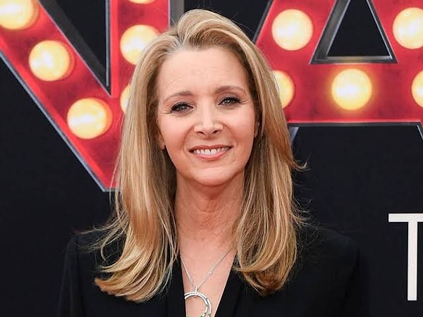 Lisa Kudrow, Friends'in tuhaf ama tatlı Phoebe'si olarak on sezon boyunca ekranlardan inmedi.