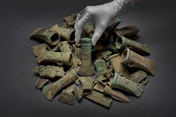 Metal dedektörlüğün yaygınlaşması, Birleşik Krallık'ta rekor sayıda arkeolojik buluntunun önünü açtı.