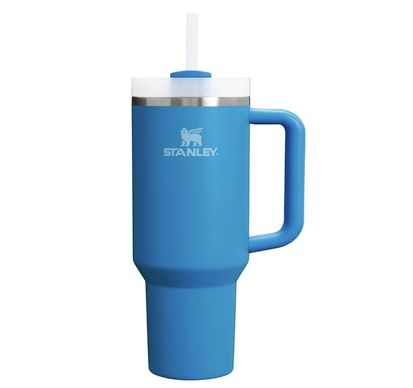 Stanley Quencher 1.18 litre pipetli termos bardak %29 indirimle net 1.299,00 TL!