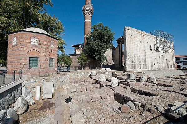 Hacı Bayram-ı Veli Camii (Ankara): 4,8 puan, 26.930 yorum