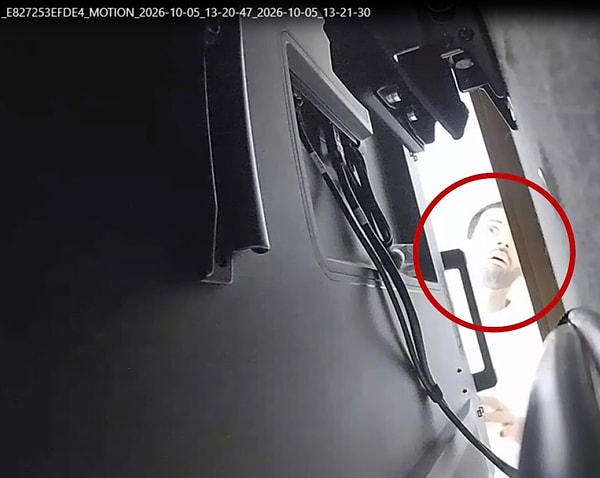 Güvenlik kamerası şüpheliyi televizyonun arkasına bakarken kaydetti