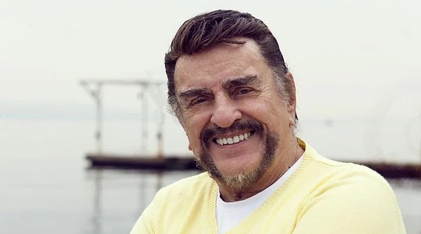 Alpay'ın Eğitimi ve Futbol Geçmişi