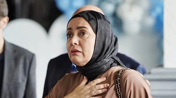 Akrep burcu, güvendiği biri onu kırdığında hemen kurban rolüne bürünüyor.