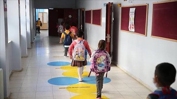 İstanbul'da okullar 16 Ekim Cuma günü tatil edildi.