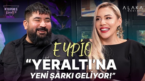 Eypio, Yeraltı için yaptığı "Ömrüm"de şarkının adını söylemeyi unuttuklarını ve kelimeyi son anda en sona sıkıştırdıklarını anlattı.
