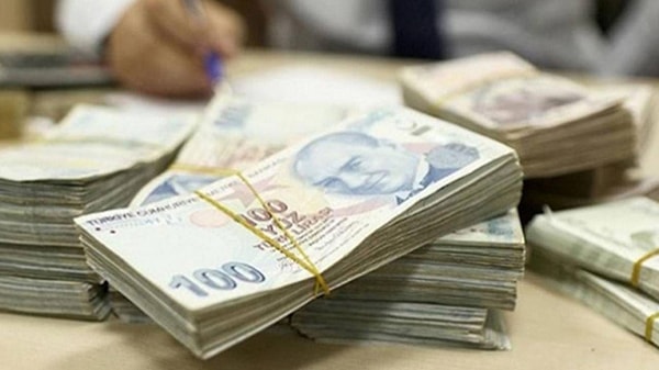 İş yerlerinde destek yarıya iniyor: 437 bin 500 lira hibe, 437 bin 500 lira kredi.