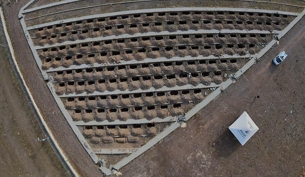 Erzurum'da kış gelmeden toplu mezarlar kazıldı