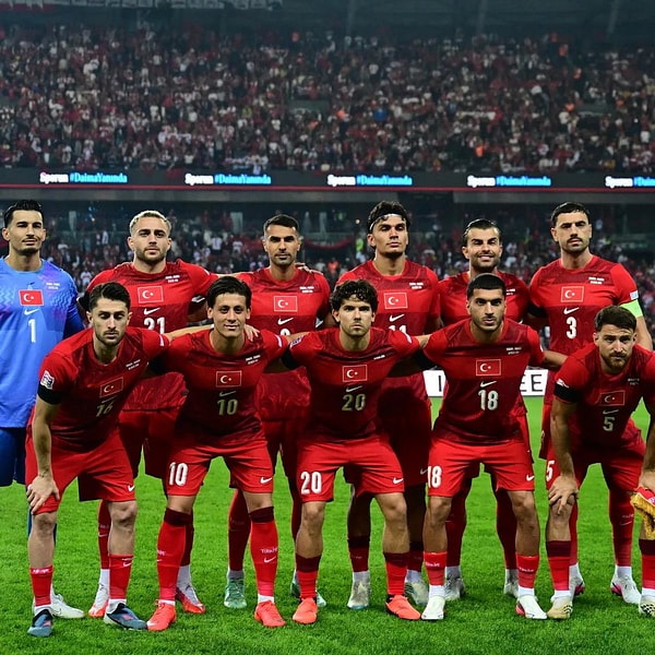 Hamzaoğlu'na göre iki üç futbolcu Yalçın'ın telefonlarına bakmıyor