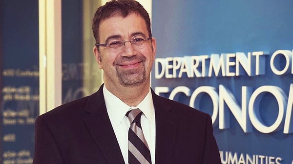 Daron Acemoğlu Kimdir? Kaç Yaşında ve Nereli?