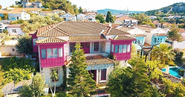 6. Aişem By Hire Otel