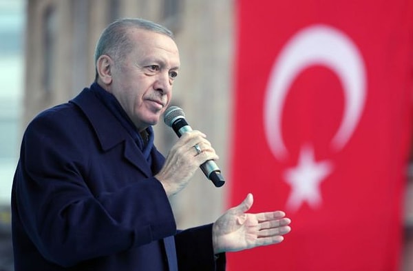 Play.ht, Erdoğan'ın Ayasofya Camii hakkında yaptığı açıklamalarındaki sesinden esinlenerek, İngilizce dilindeki bir metni seslendirdi.